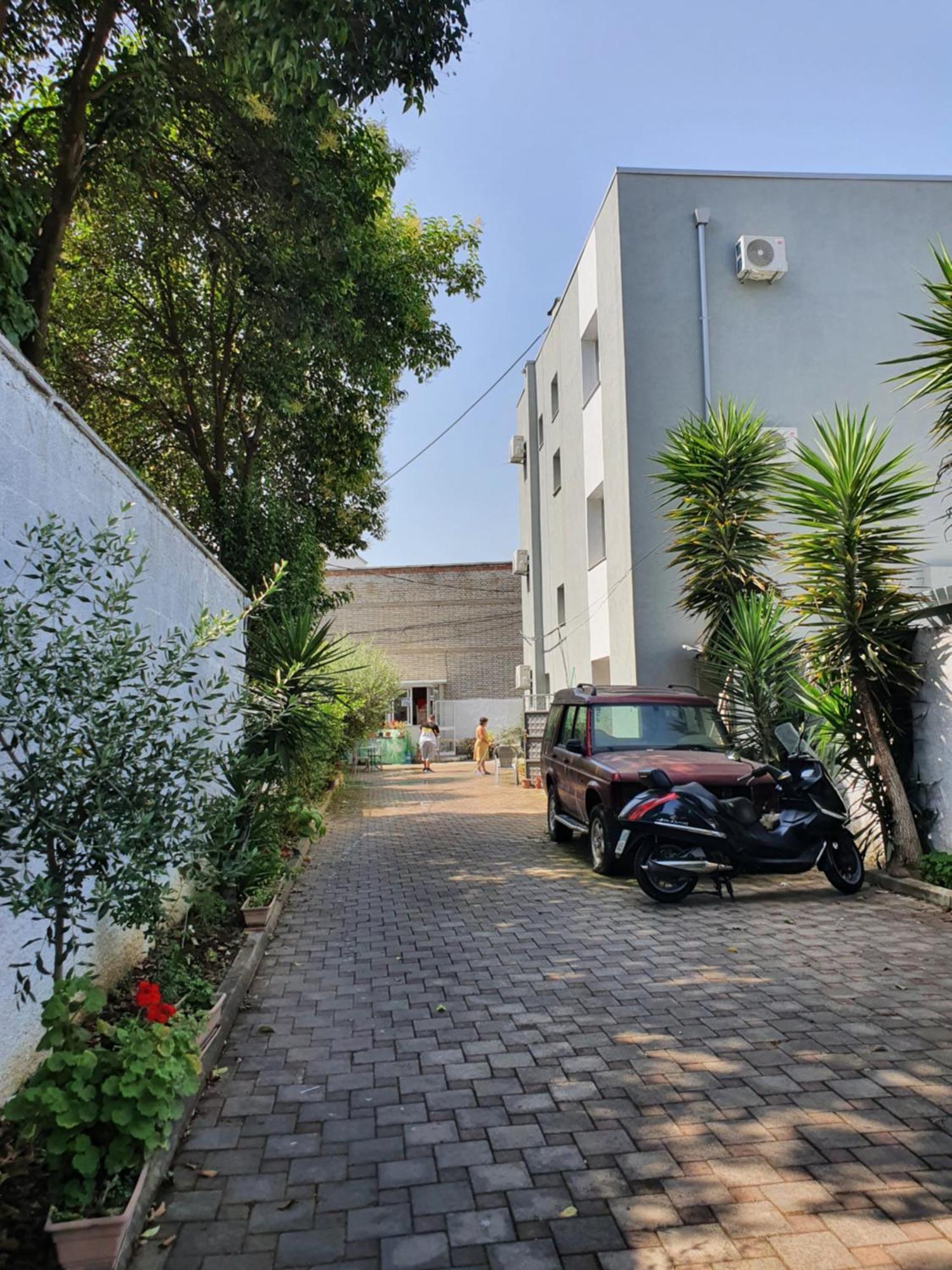 Klerichi Hotel تيرانا المظهر الخارجي الصورة